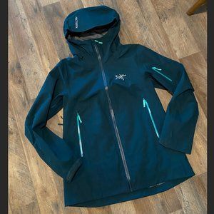 Arc'teryx Women's Ski Jacket - Dark Blue with Teal Accents